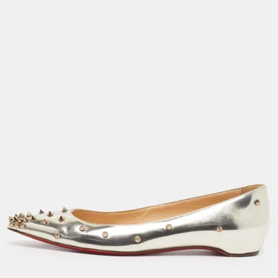 Pre-owned Christian Louboutin Malabar Hill Size 39 Gold Leather Ballet Flats