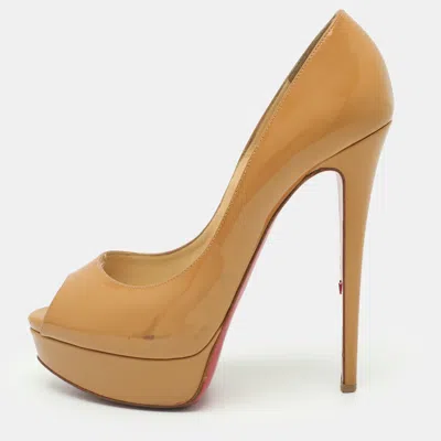 Pre-owned Christian Louboutin New Very Prive Size 39 Beige Patent Leather Peep Toe Platform Pumps