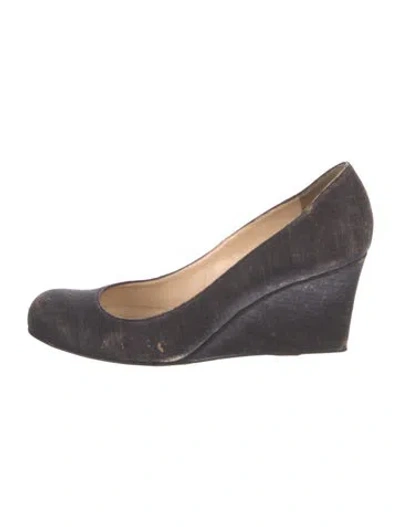 Pre-owned Christian Louboutin Nubuck Pumps In Gray