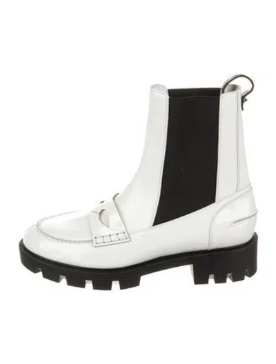Pre-owned Christian Louboutin Patent Leather Chelsea Boots In White