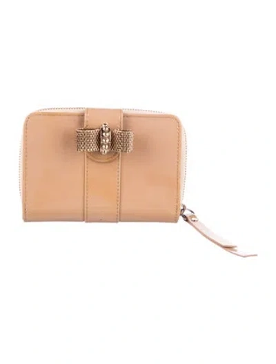 Pre-owned Christian Louboutin Patent Leather Compact Wallet In Neutral