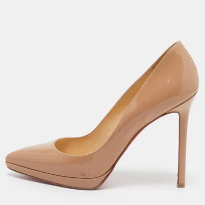 Pre-owned Christian Louboutin Pigalle Plato Size 39 Beige Patent Leather Platform Pumps In Sand