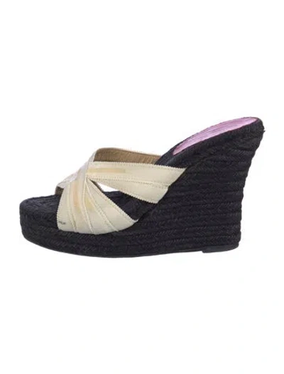 Pre-owned Christian Louboutin Raffia Espadrilles