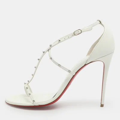 Pre-owned Christian Louboutin Riojana Spikes Size 38.5 White Leather Sandals