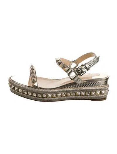 Pre-owned Christian Louboutin Rockstud Accents Leather Espadrilles In Gold