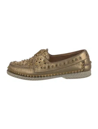 Pre-owned Christian Louboutin Rockstud Accents Leather Oxfords In Gold