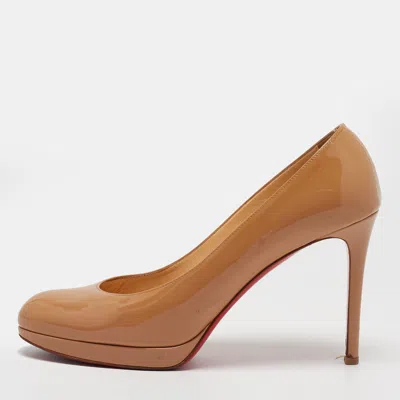 Pre-owned Christian Louboutin Rolando Size 39.5 Beige Patent Leather Platform Pumps In Sand