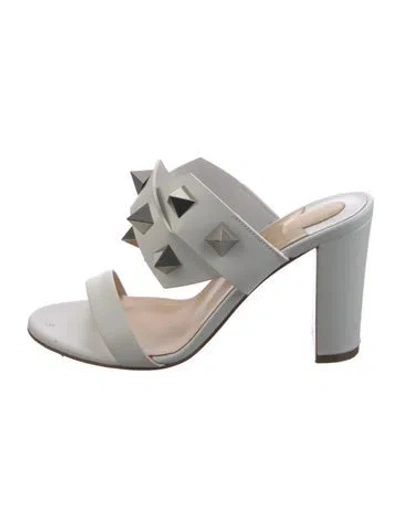 Pre-owned Christian Louboutin Spike Accents Leather Slides In White