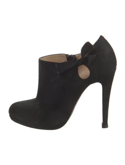 Pre-owned Christian Louboutin Suede Bow Accents Pumps In Black