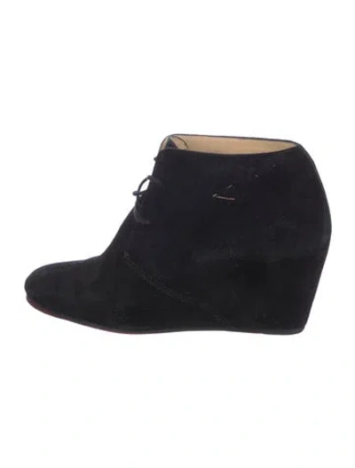 Pre-owned Christian Louboutin Suede Mules In Black