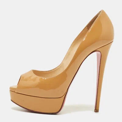 Pre-owned Christian Louboutin Very Prive Size 35.5 Beige Patent Leather Peep Toe Pumps In Sand