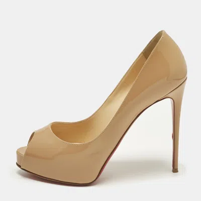 Pre-owned Christian Louboutin Very Prive Size 37 Beige Patent Leather Platform Peep Toe Pumps In Sand