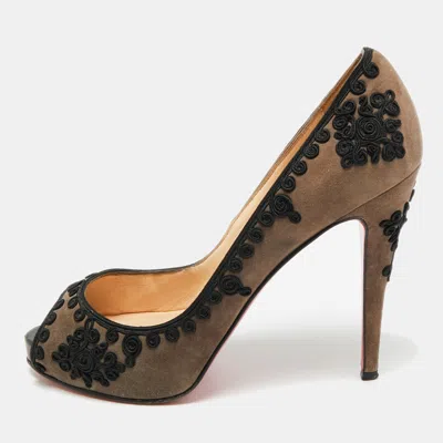 Pre-owned Christian Louboutin Very Prive Size 39 Grey/black Suede And Lace Embroidered Peep Toe Pumps In Gray