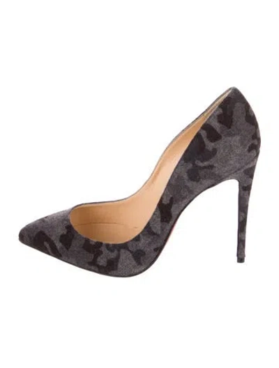 Pre-owned Christian Louboutin Wool Printed Pumps In Gray