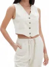 Chrldr Trixie Button Up Vest In Off White In White