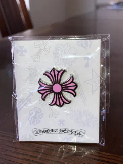 Pre-owned Chrome Hearts 1” Cross Pin In Pink