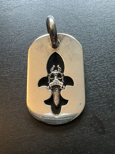 Pre-owned Chrome Hearts Custom Cut Out Fleur Floating Dagger Dogtag In Silver