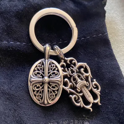 Pre-owned Chrome Hearts Oval And Vine Pendant Keychain/bag Charm In Silver