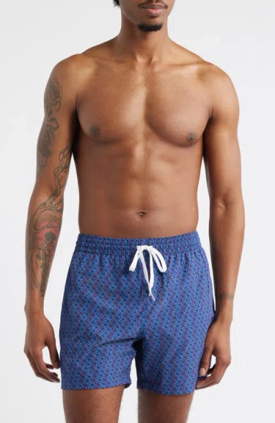 Chubbies The Lone Stars 5.5-inch Lined Swim Trunks In Blue