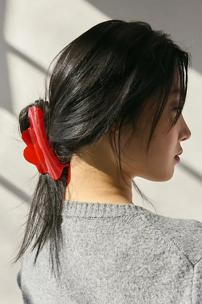 Chunks Nimbus Claw Clip In Candy Red, Women's At Urban Outfitters
