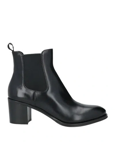 Church's Woman Ankle Boots Black Size 10 Leather
