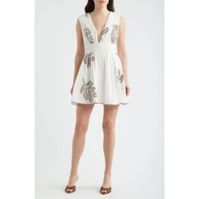 Ciebon Veriga Dress In White