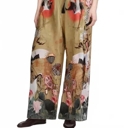 Cienna Lotus Sunset Pant In Black Multi In Green