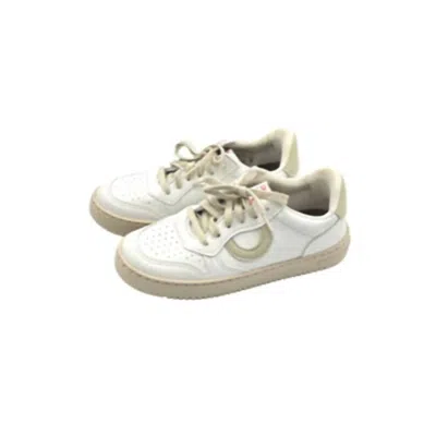 Cienta Kid's Circle Laced Leather Sneakers In White / Beige