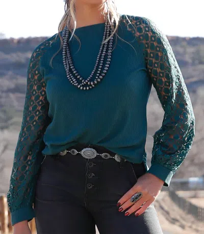 Cinch Long Sleeve Knit Top In Forest In Green