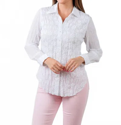 Cino Daisy Embroidered Shirt In White