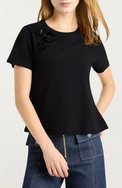 Cinq À Sept Crunchy Flower Appliqué Shrunken Cotton T-shirt In Black