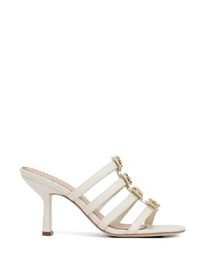 Cinq À Sept Emmy Sandalen In White