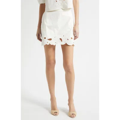 Cinq À Sept Bonnie Paisley Bloom Embroidered Skort In White