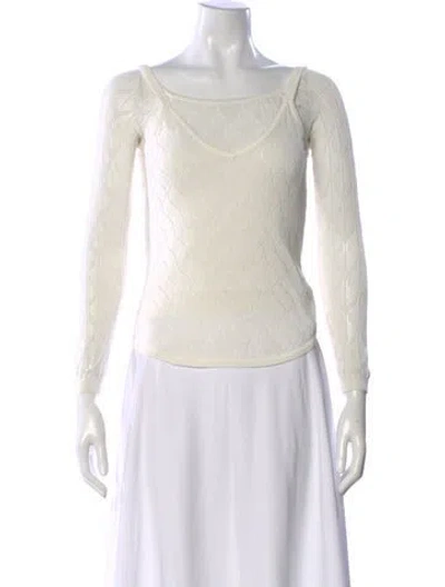 Pre-owned Cinq À Sept Patterned V-neck Top In White