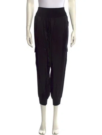 Pre-owned Cinq À Sept Skinny Leg Pants In Black