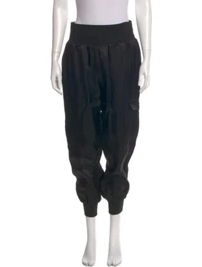 Pre-owned Cinq À Sept Skinny Leg Pants In Black