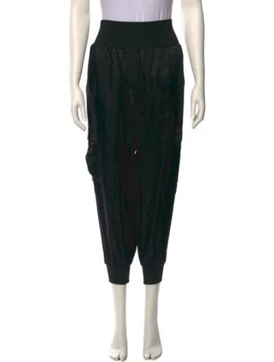 Pre-owned Cinq À Sept Skinny Leg Pants In Black