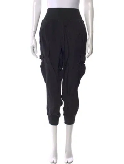 Pre-owned Cinq À Sept Skinny Leg Pants In Black