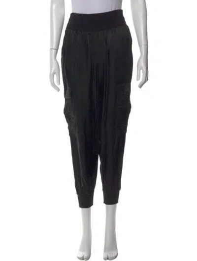 Pre-owned Cinq À Sept Skinny Leg Pants In Black