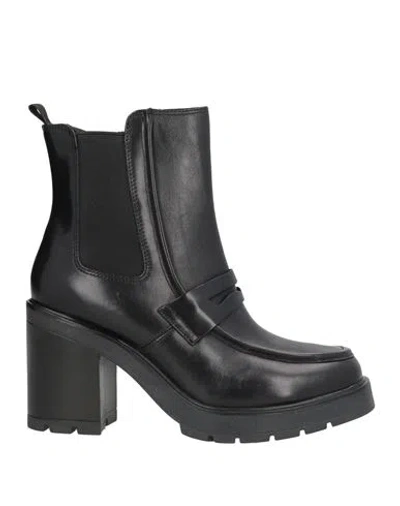 Cinzia Soft Woman Ankle Boots Black Size 10 Leather