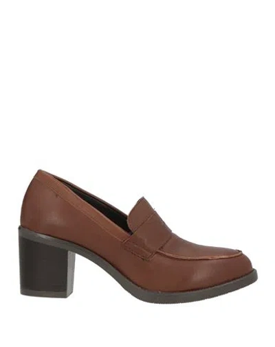 Cinzia Soft Woman Loafers Tan Size 10 Leather In Brown