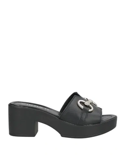 Cinzia Soft Woman Sandals Black Size 10 Leather