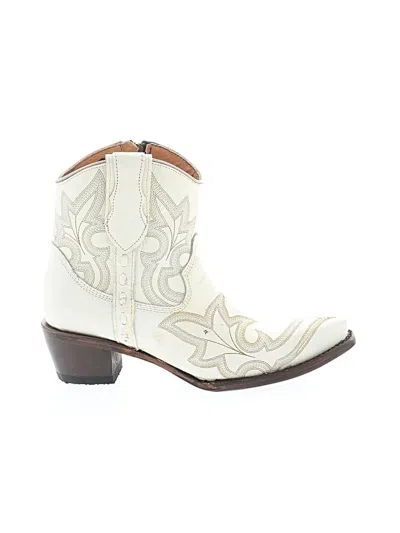 Pre-owned Circle G Ankle Boots In Ivory
