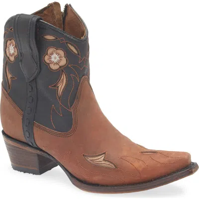 Circle G Floral Embroidery Western Boot In Camel