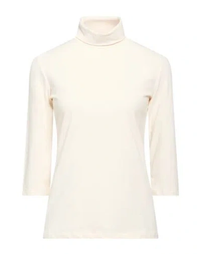 Circolo 1901 Woman T-shirt Off White Size M Cotton, Elastane
