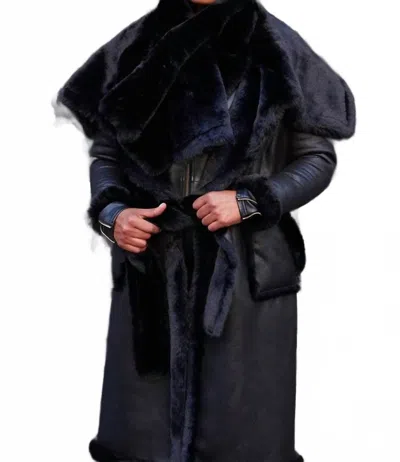 Circular Path Vegan Faux Fur Scarf In Black/black In Blue