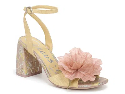 Circus By Sam Edelman Aria Sandal In Yellow