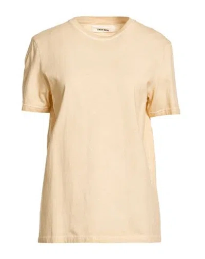 Circus Hotel Woman T-shirt Yellow Size M Cotton