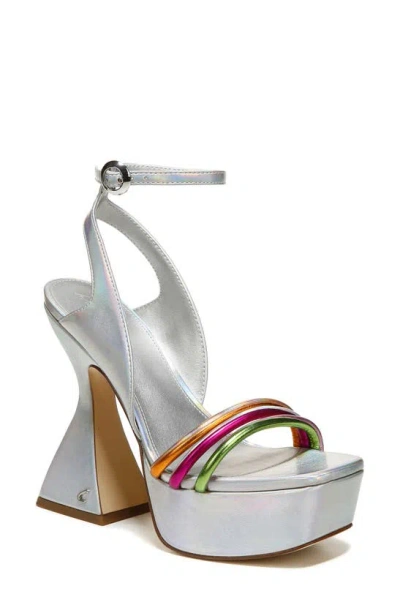 Circus Ny Alana Platform Sandal In Silver