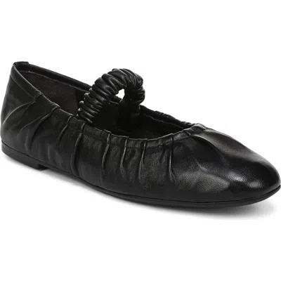 Circus Ny By Sam Edelman Blythe Flat In Animal Print